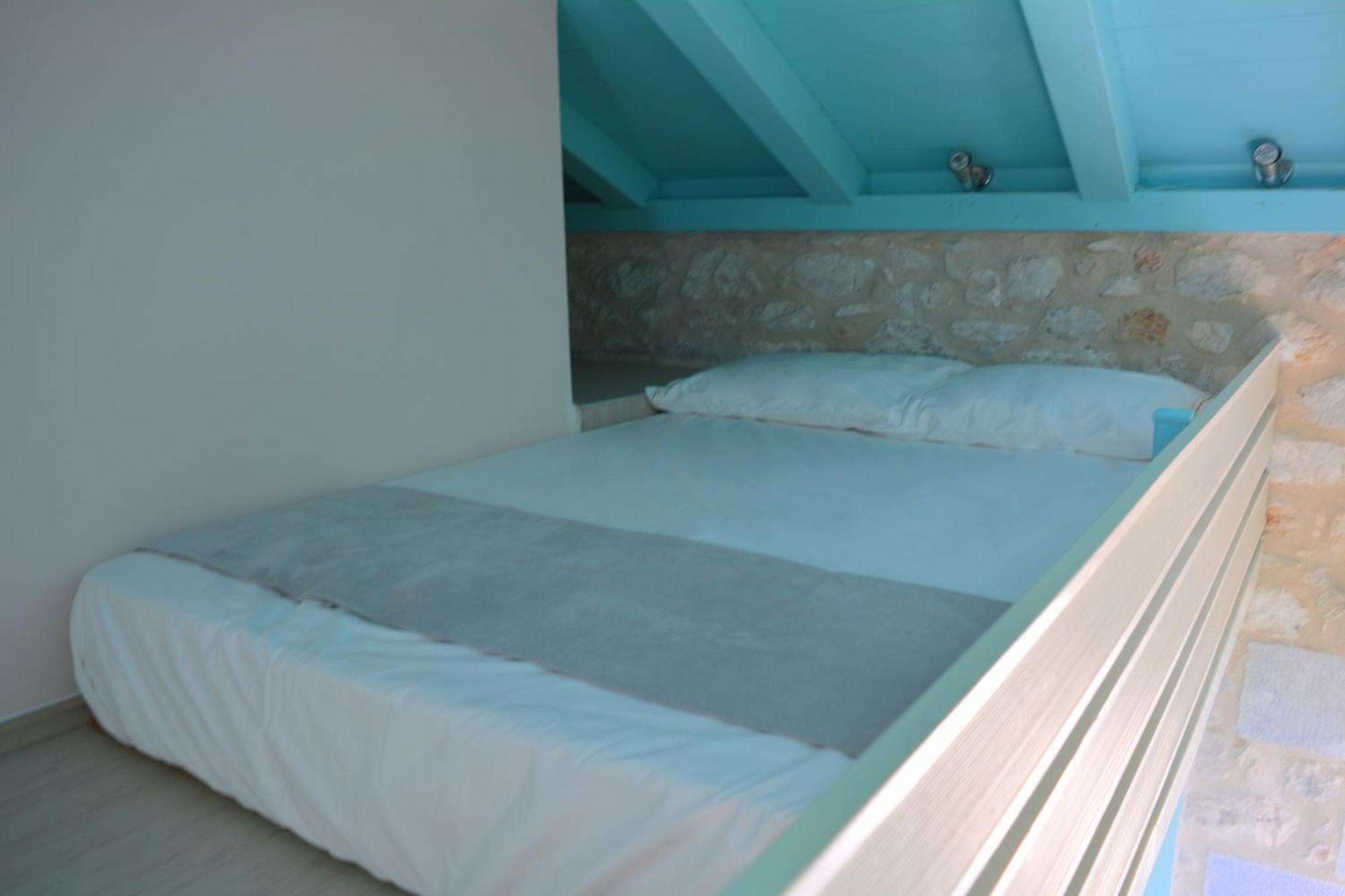 Olea Pyrgos Dirou Quarto foto